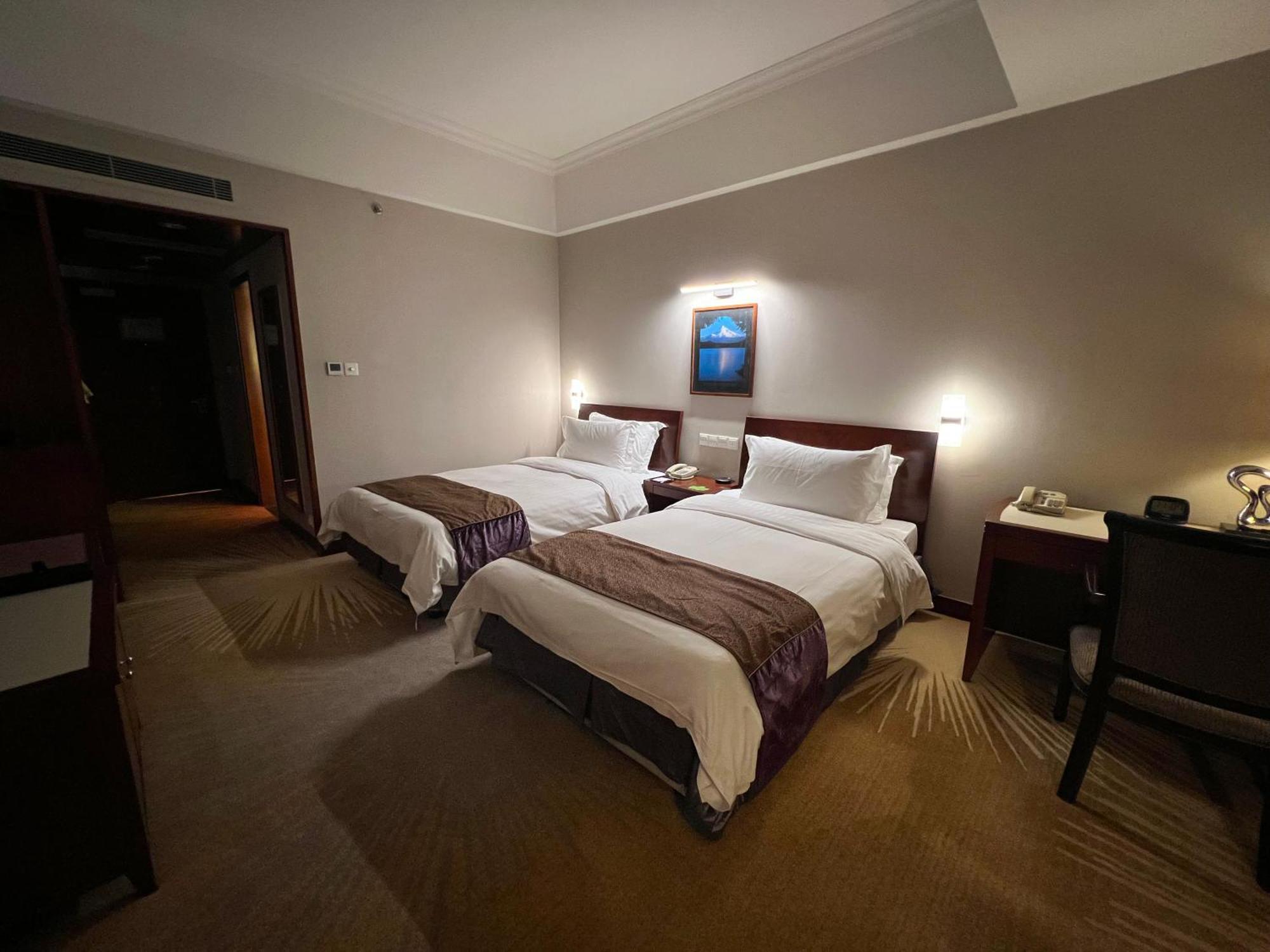 Baolong Hotel Shanghai Exteriör bild