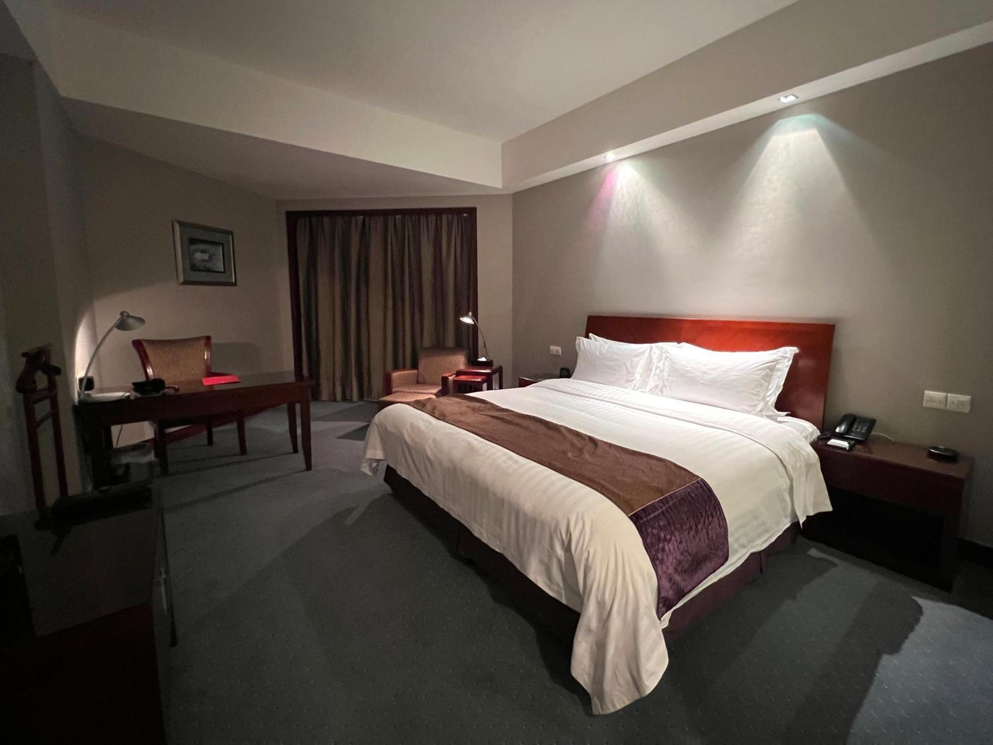 Baolong Hotel Shanghai Exteriör bild